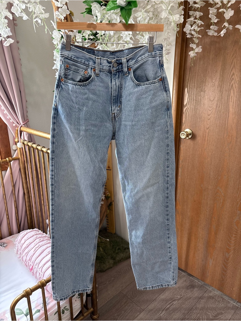 Levi's Straight-Leg 565 Jeans - Light Blue Wash - Picture 2 of 6